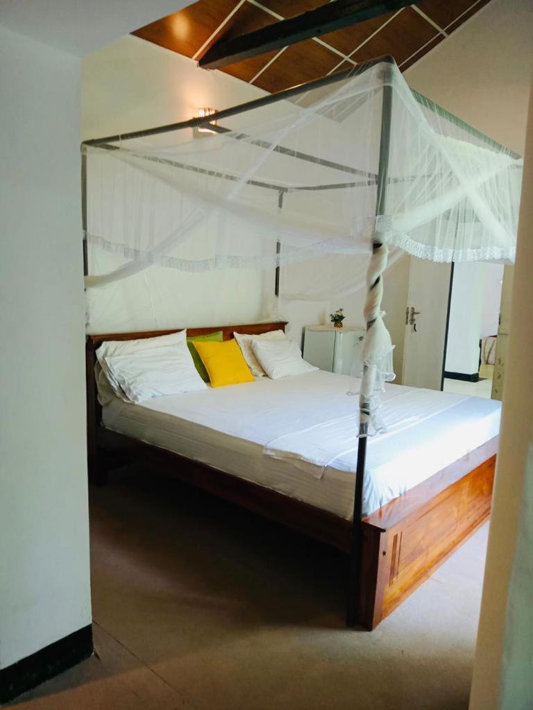 Hotel Freedom192 Weligama Habitación foto